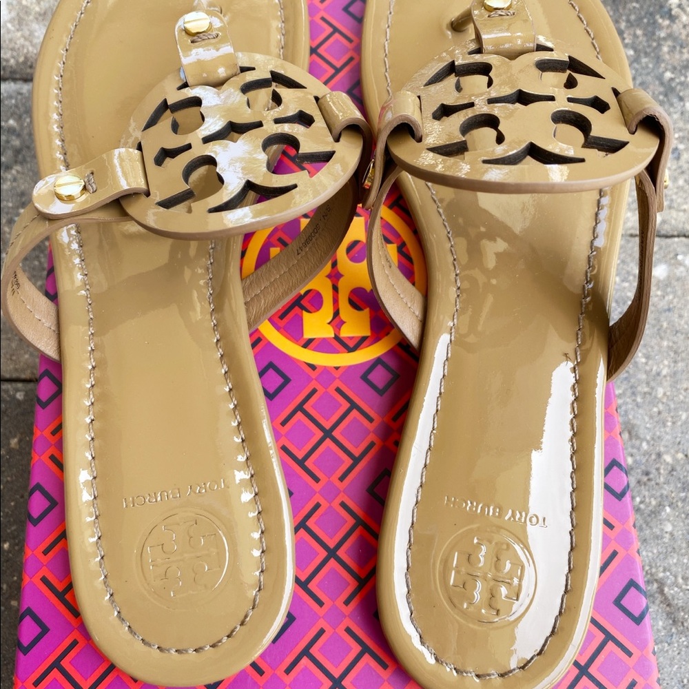 Tory Burch Miller Sandals Flip Flop Sand Tan 7.5 - Picture 6 of 6